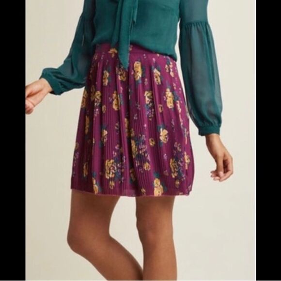 ModCloth skirt accordion plisse pleat floral purple bloomcore medium fairy - Picture 2 of 6